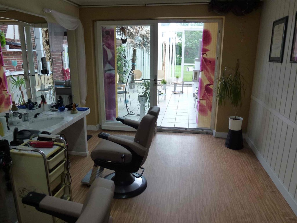 Der Damensalon
